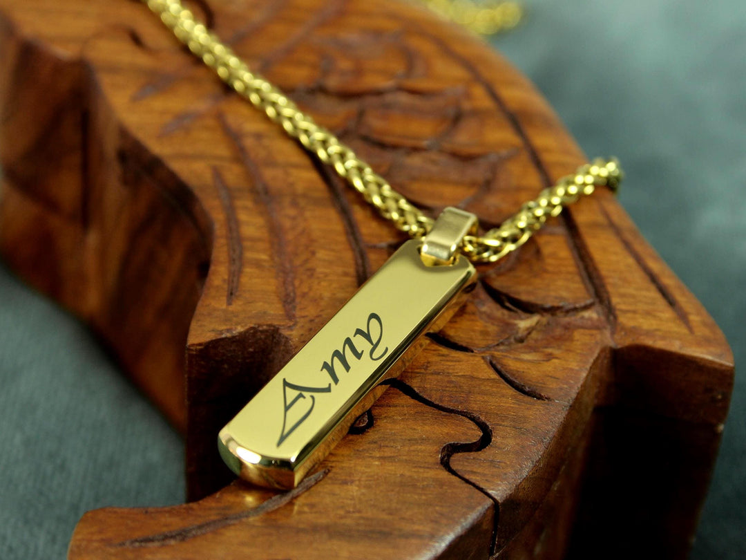 Gold Swirly Name Necklace